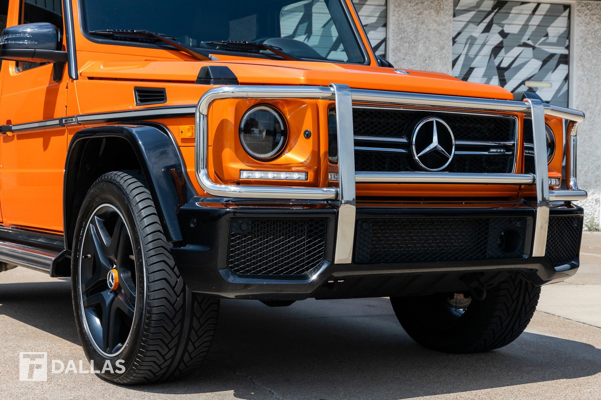 Used 2016 Mercedes-Benz G 63 AMG 4MATIC image 2