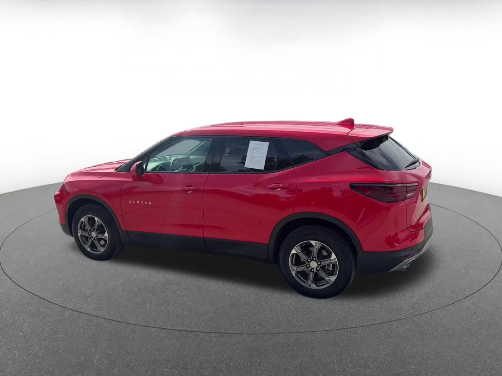 Used 2026 Chevrolet Blazer LT AWD/4WD image 8