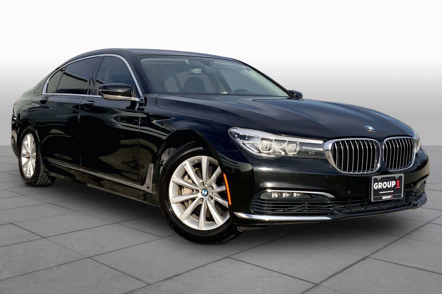 Used 2018 BMW 740i RWD image 3