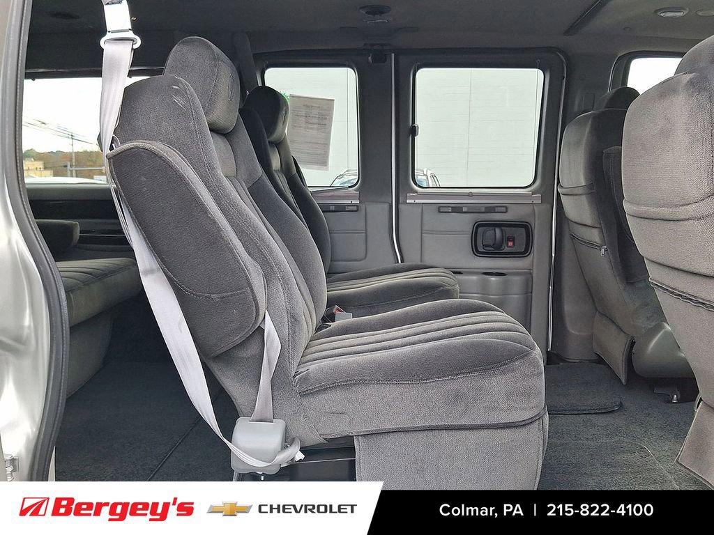 Used 2014 Chevrolet Express 1500 image 25