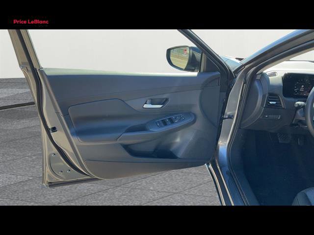 Used 2026 Nissan Sentra SV w/ Floor Mat Package FWD image 45