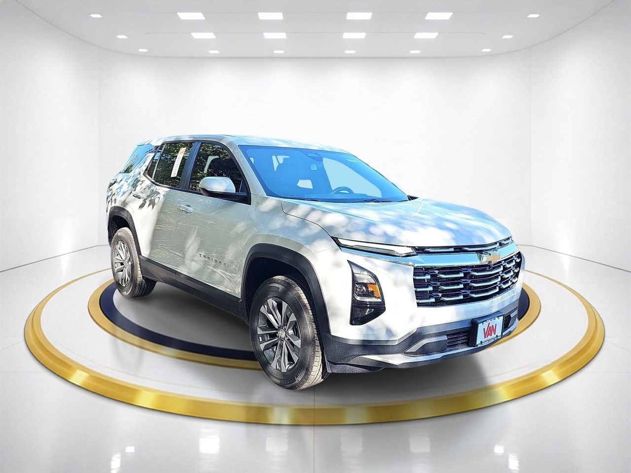 New 2026 Chevrolet Equinox LT AWD/4WD image 3