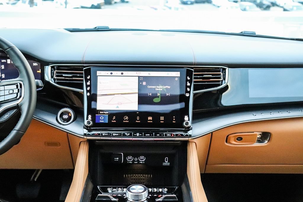 New 2026 Jeep Grand Wagoneer Summit AWD/4WD image 15