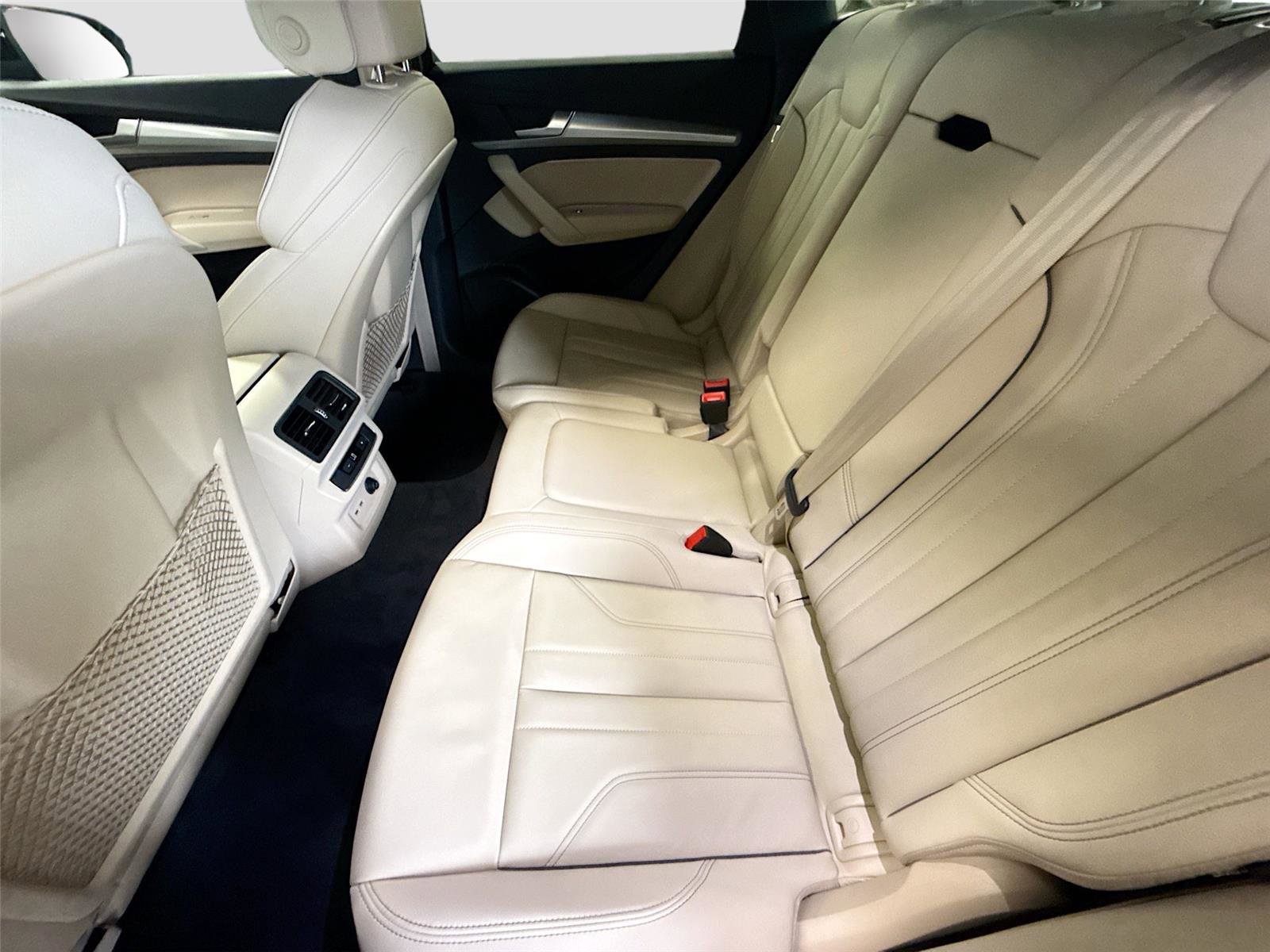 Certified 2025 Audi Q5 2.0T Premium w/ Convenience Plus Package AWD/4WD image 25