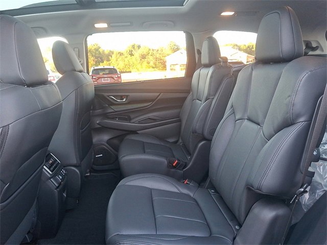 New 2025 Subaru Ascent Bronze Edition image 5