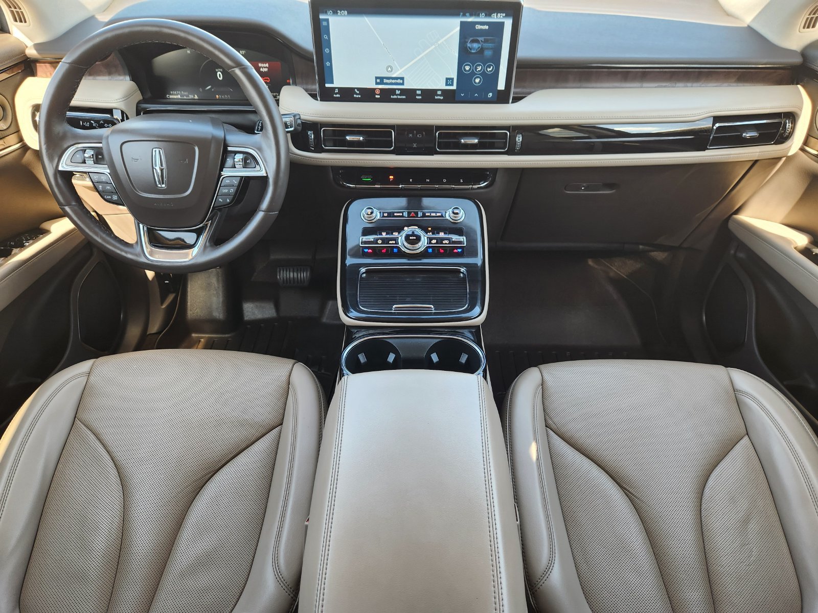 Used 2022 Lincoln Nautilus Reserve w/ Equipment Group 201A FWD image 26