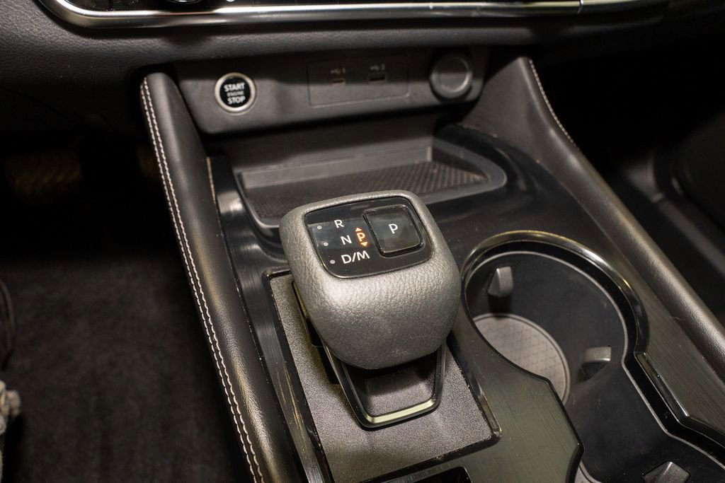 Used 2022 Nissan Rogue SL w/ SL Premium Package image 18