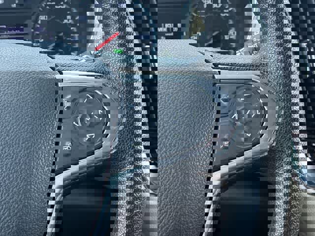 Used 2023 Chevrolet Traverse LS FWD image 25