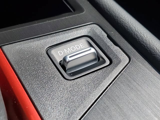 New 2026 Nissan Kicks SR w/ Cold Weather Package AWD/4WD image 18