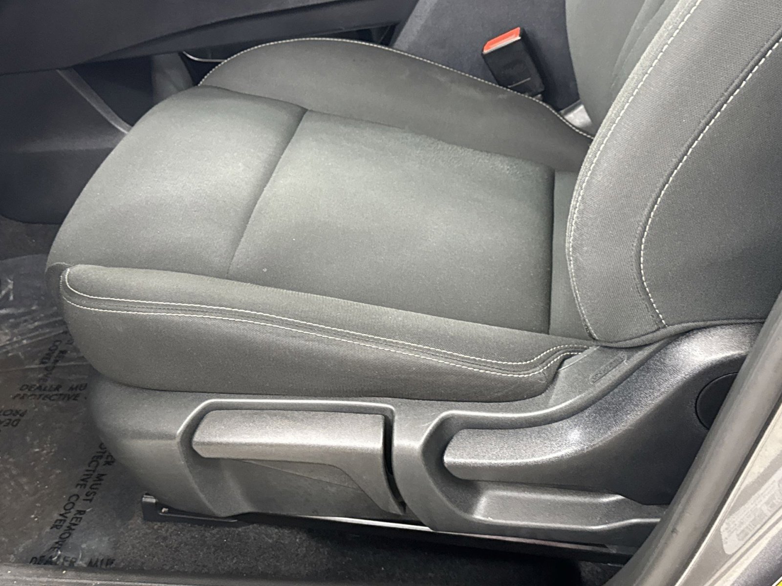 Used 2024 Nissan Rogue S image 18