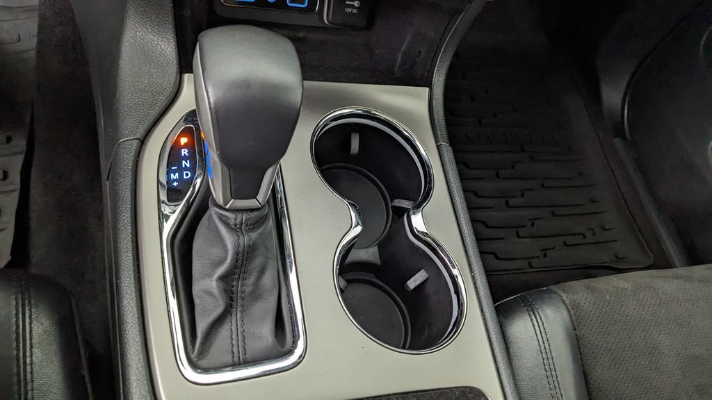 Used 2019 Jeep Grand Cherokee Altitude AWD/4WD image 31