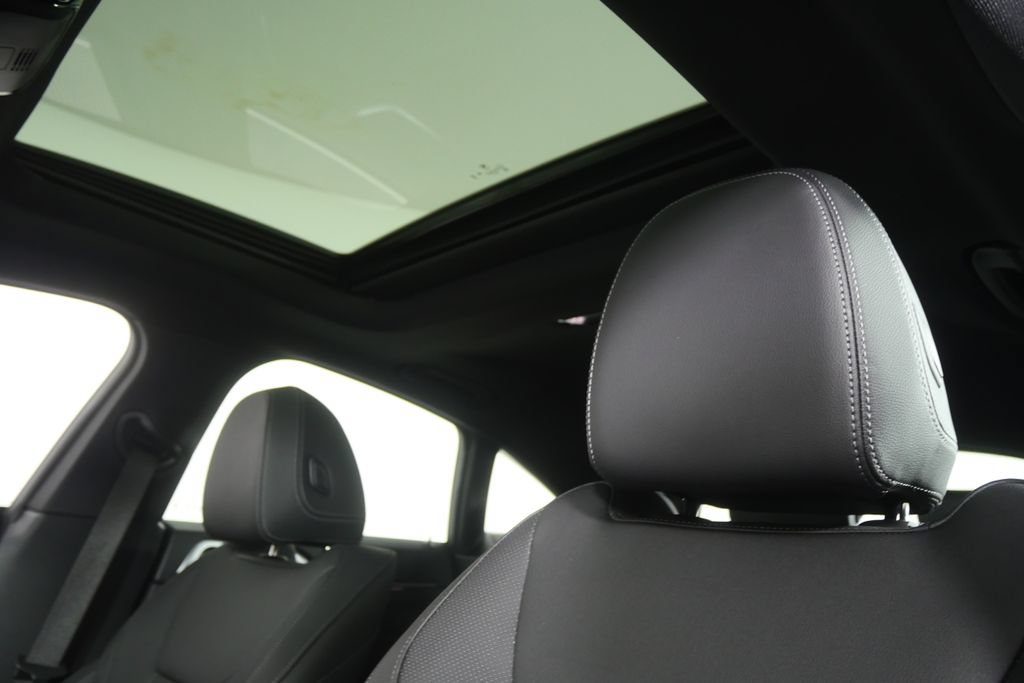 Certified 2025 BMW 430i w/ Premium Package RWD image 11