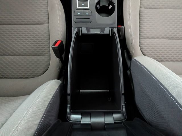 Certified 2022 Ford Escape SE w/ SE Sport Appearance Package image 30