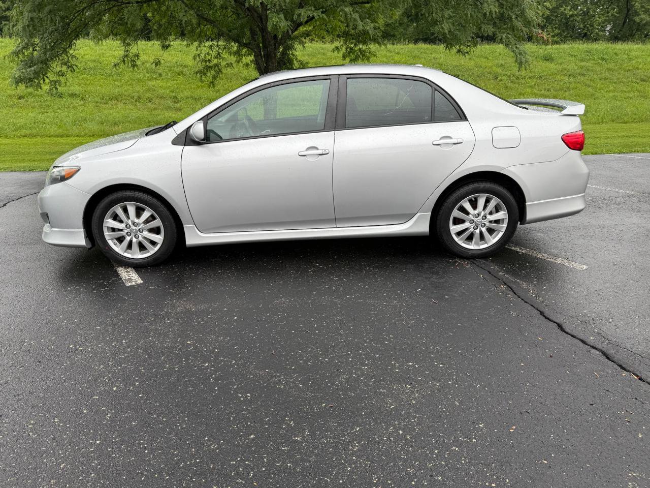 Used 2010 Toyota Corolla S FWD image 15
