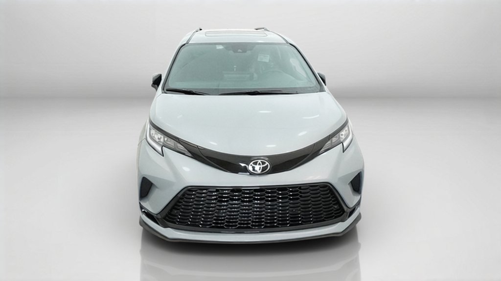 New 2026 Toyota Sienna XSE FWD image 16
