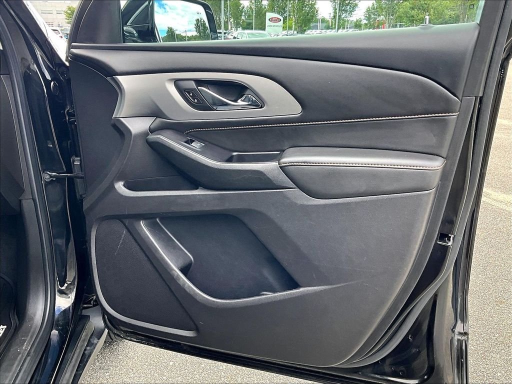 Used 2020 Chevrolet Traverse LT AWD/4WD image 12