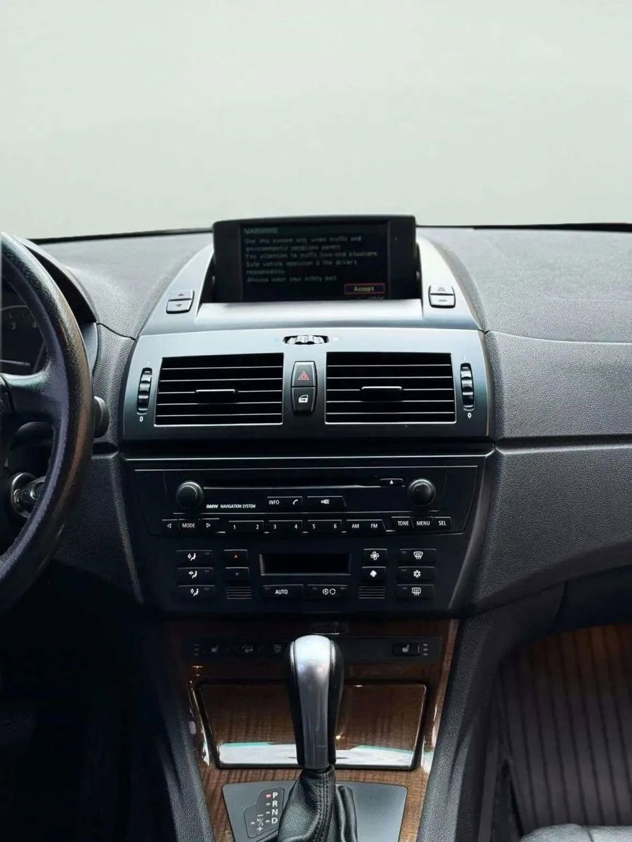 Used 2006 BMW X3 3.0i image 23