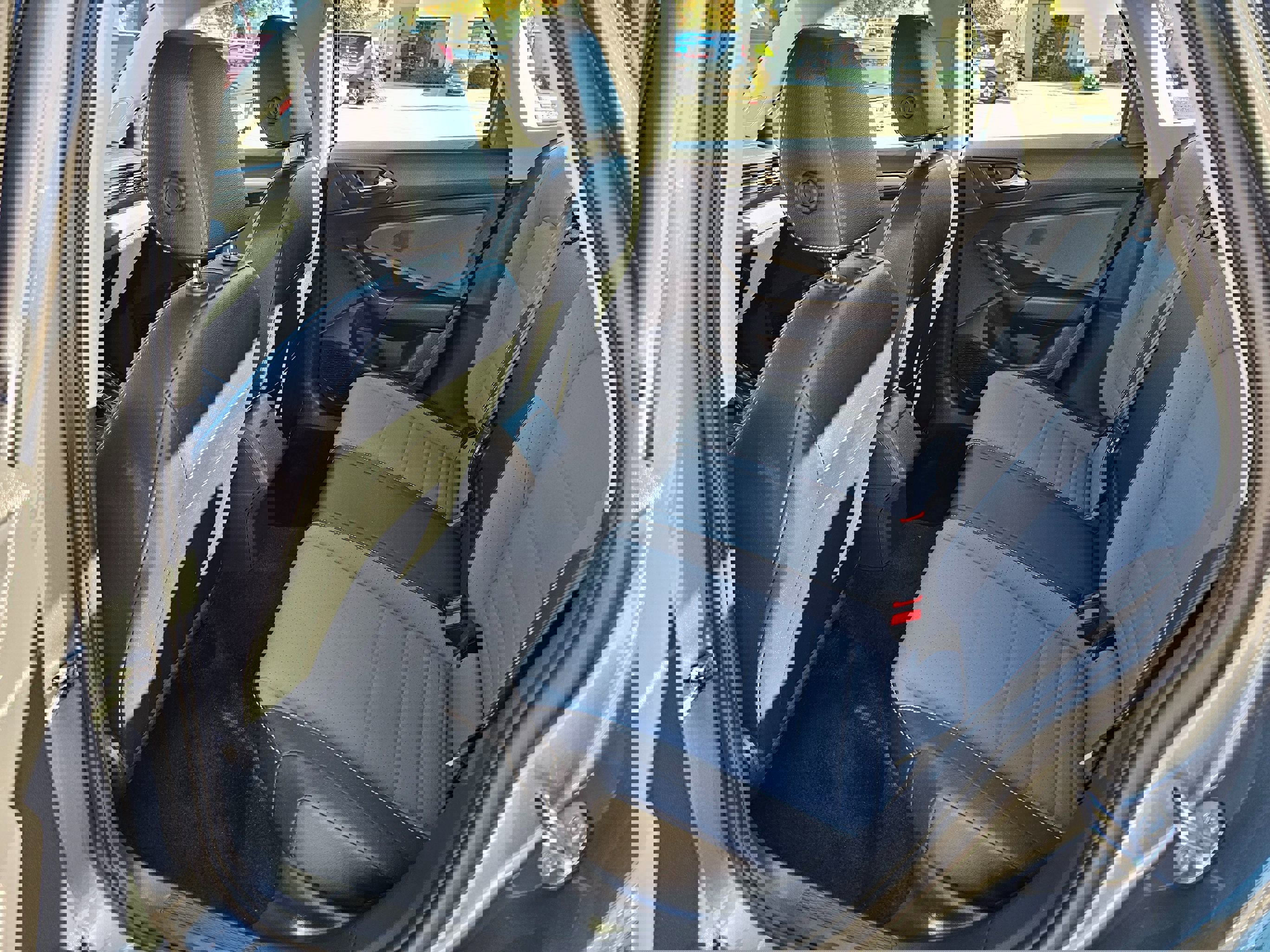 Used 2025 Volkswagen Jetta SE image 19