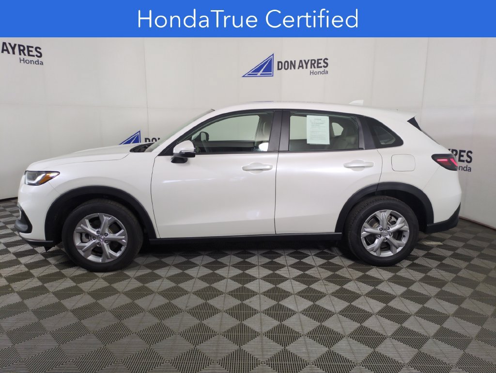 Used 2025 Honda HR-V LX image 2