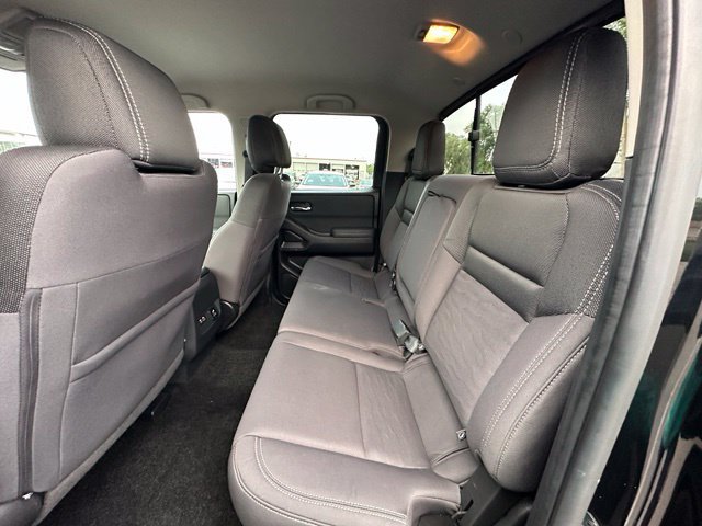 Used 2022 Nissan Frontier SV AWD/4WD image 20