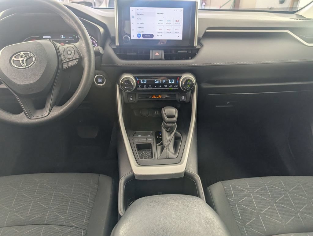 Used 2024 Toyota RAV4 XLE w/ Convenience Package FWD image 25