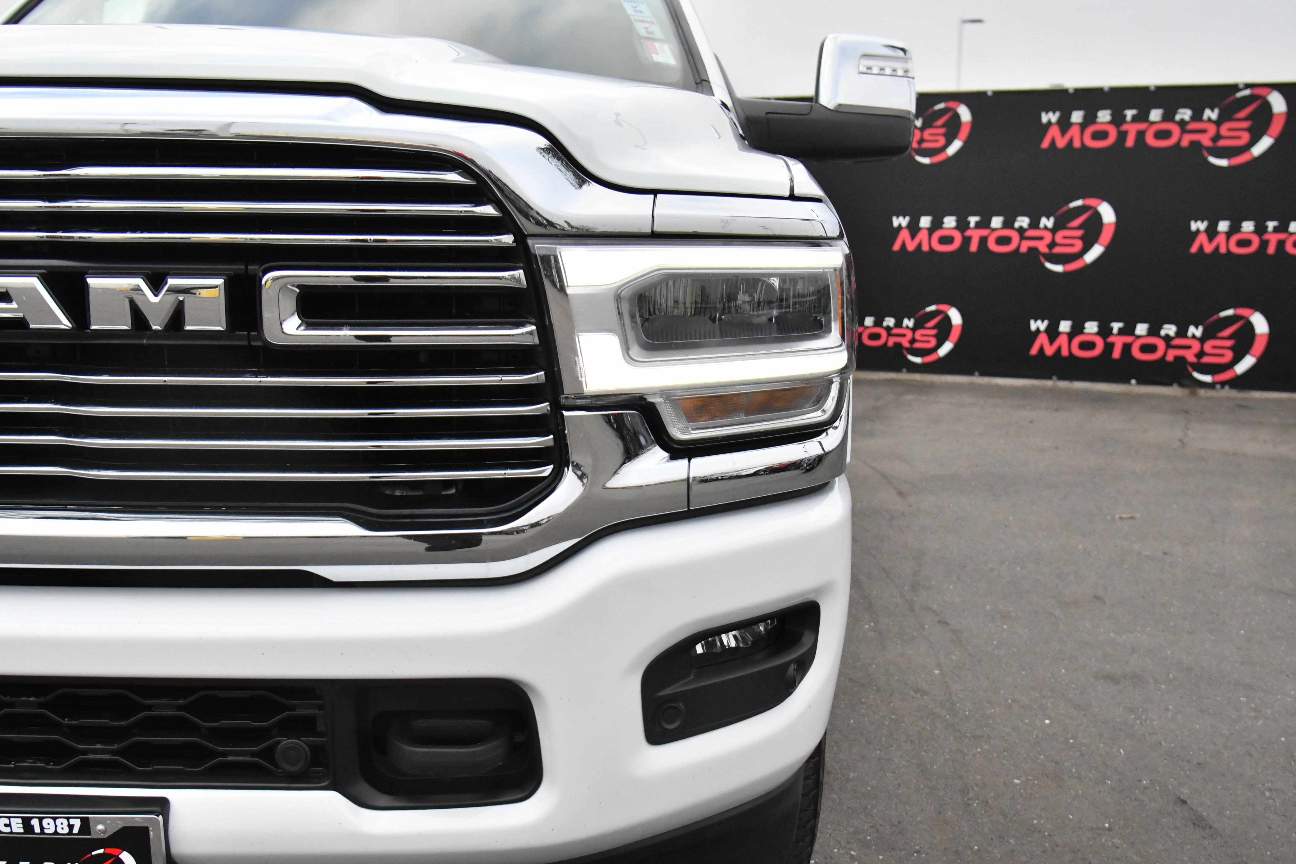 Used 2024 RAM 2500 Laramie image 11