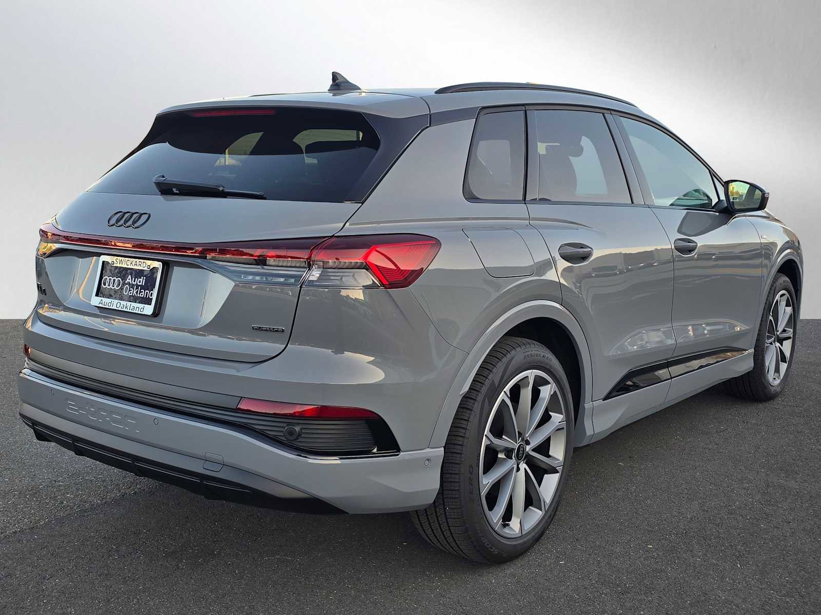New 2026 Audi Q4 e-tron Premium Plus image 3