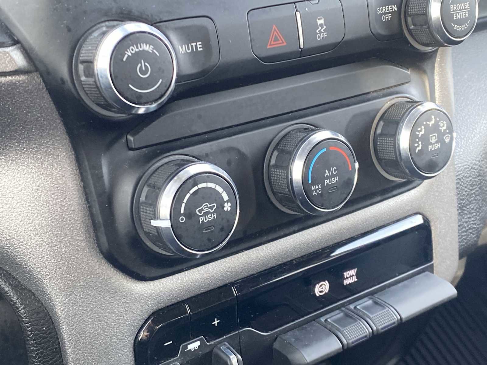 Used 2020 RAM 2500 Tradesman image 26