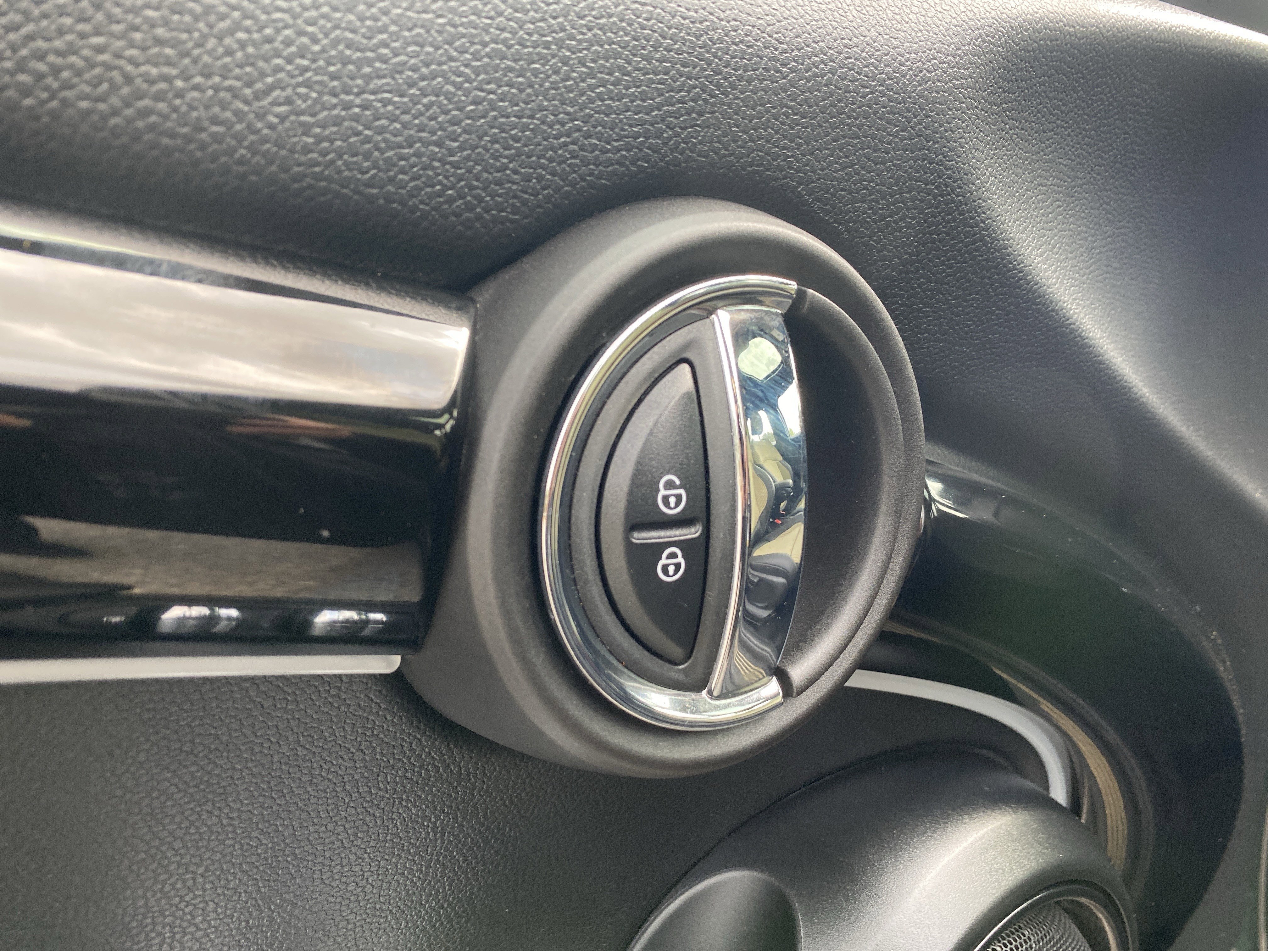 Used 2023 MINI Cooper S w/ MINI Resolute Edition image 24