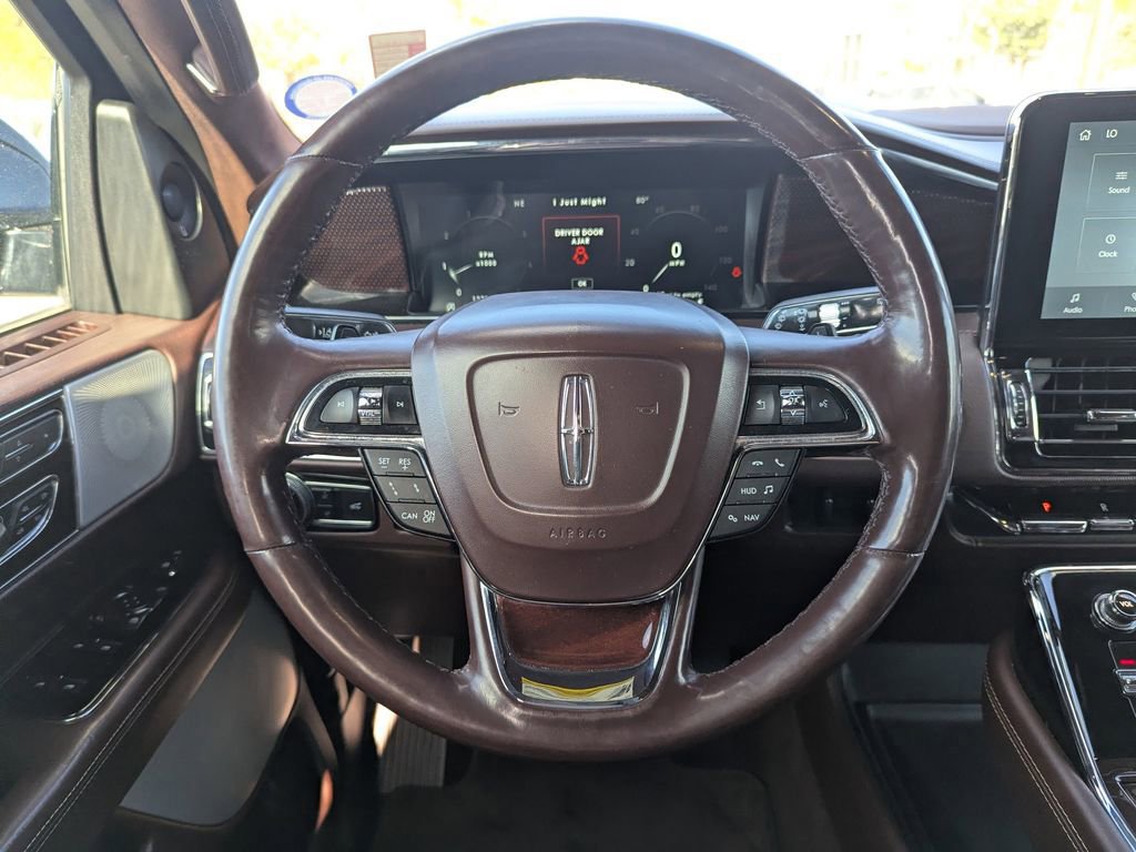 Used 2021 Lincoln Navigator Black Label image 12