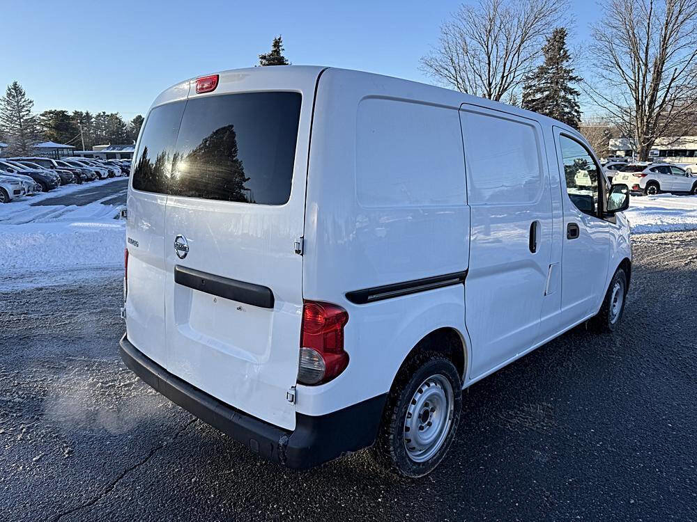 Used 2014 Nissan NV200 S w/ Back Door Glass Package image 6
