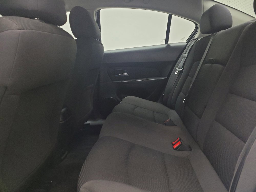 Used 2014 Chevrolet Cruze LT image 19