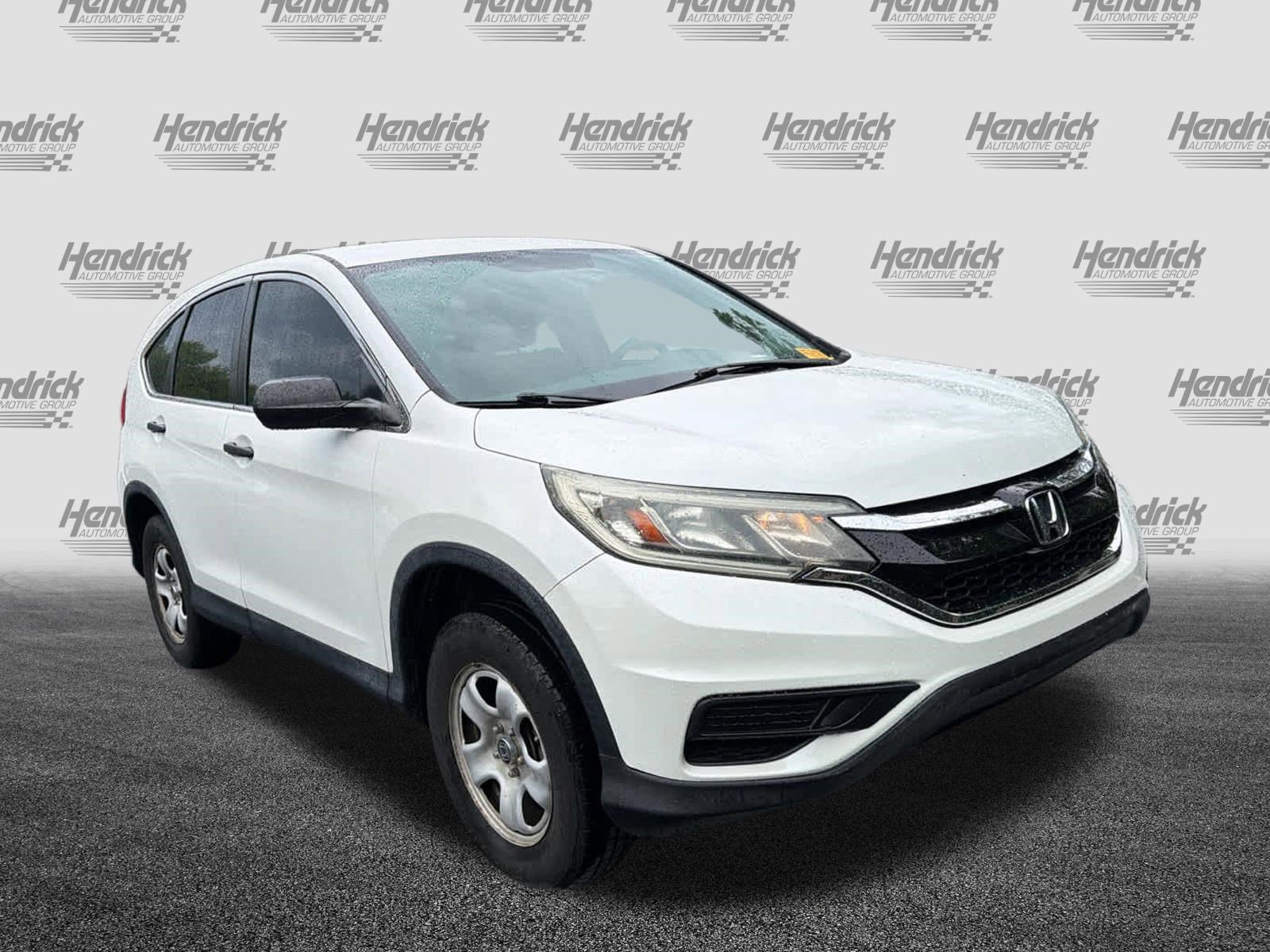 Used 2016 Honda CR-V LX image 2