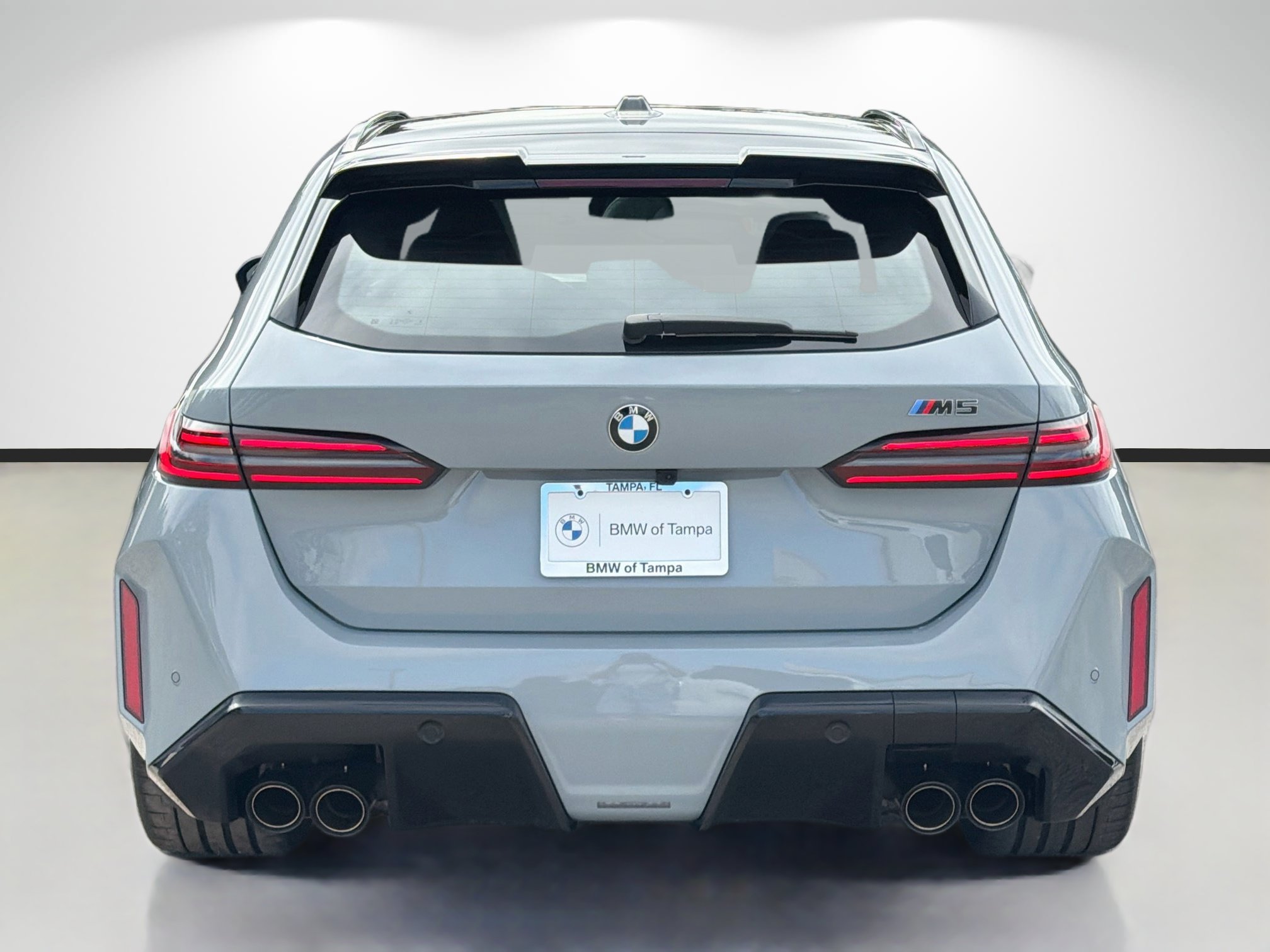 New 2027 BMW M5 Touring AWD/4WD image 4