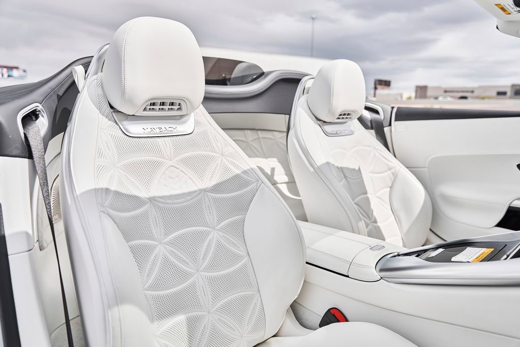 Used 2026 Mercedes-Benz Maybach SL 680 image 34