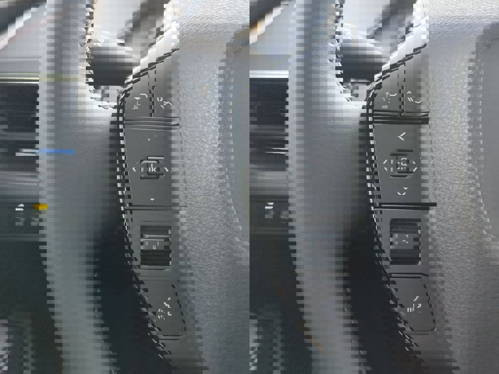 New 2026 Toyota Prius Plug-In Hybrid image 30