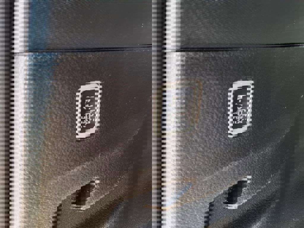 Used 2024 Jeep Wagoneer L Series II w/ Premium Group I image 24