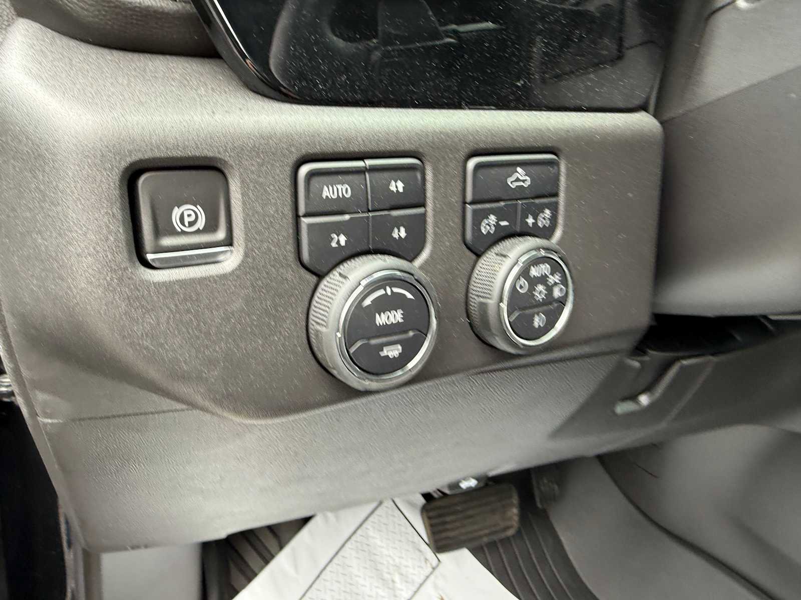 Used 2024 Chevrolet Silverado 1500 LT Trail Boss image 16