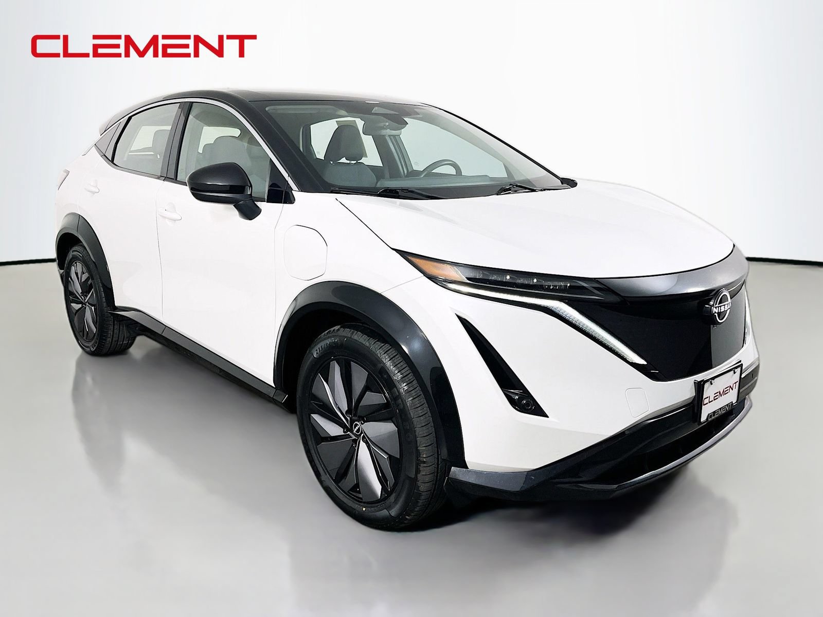 Used 2023 Nissan Ariya FWD image 4