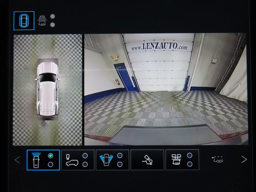 Used 2026 GMC Yukon Denali w/ Denali Reserve Package image 22