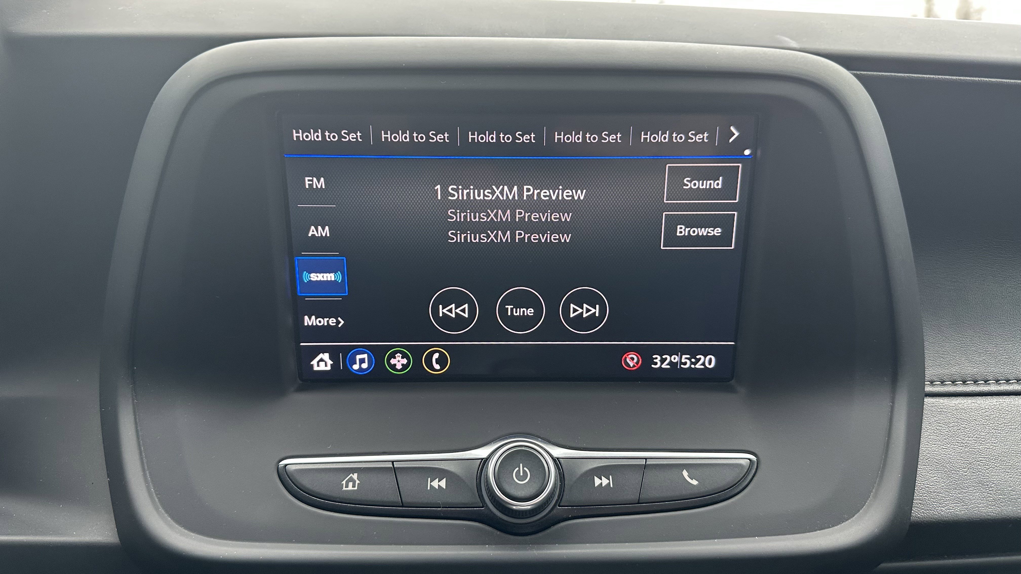 Used 2020 Chevrolet Camaro LT image 24