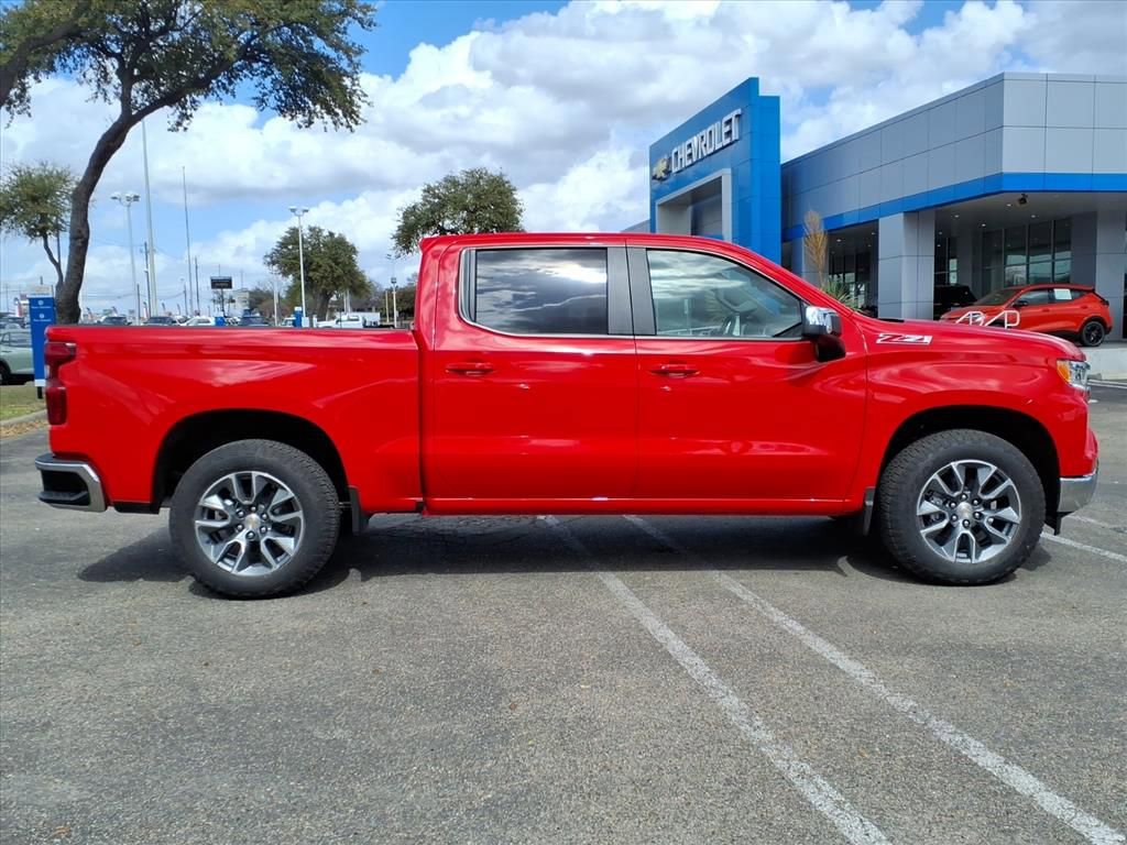 New 2026 Chevrolet Silverado 1500 LT w/ Z71 Off-Road Package image 5