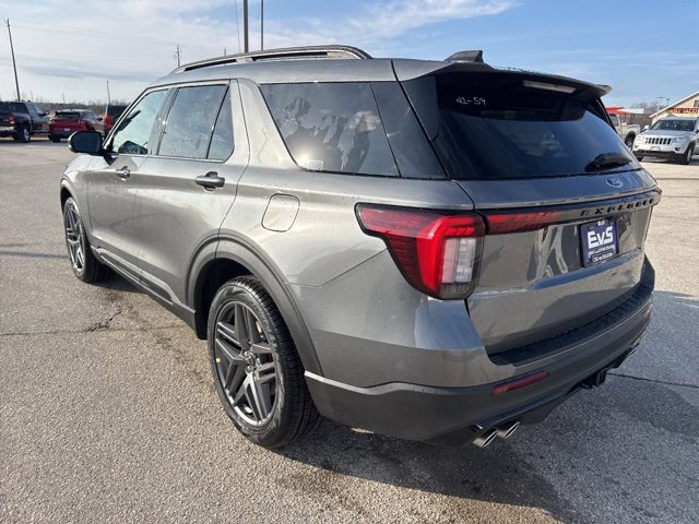 New 2026 Ford Explorer ST image 5