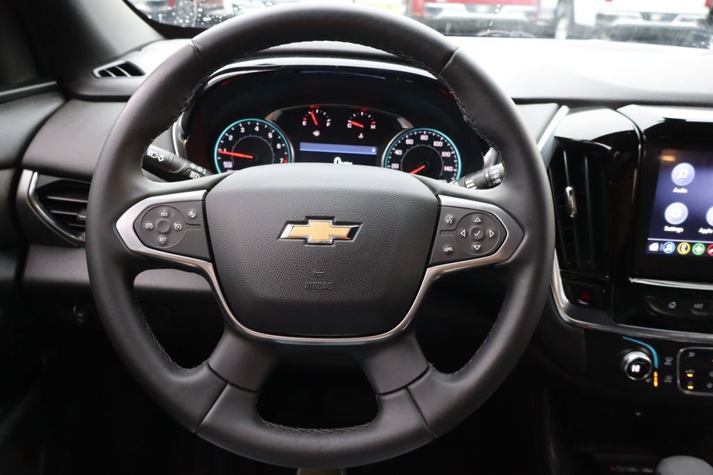 Used 2023 Chevrolet Traverse LT image 4