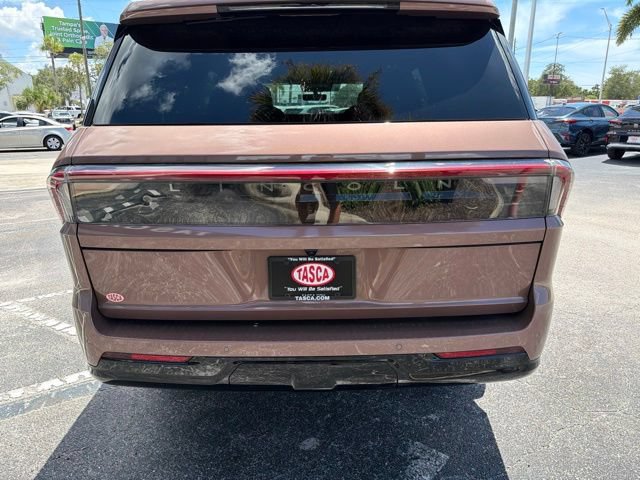 New 2026 Lincoln Navigator Black Label AWD/4WD image 6
