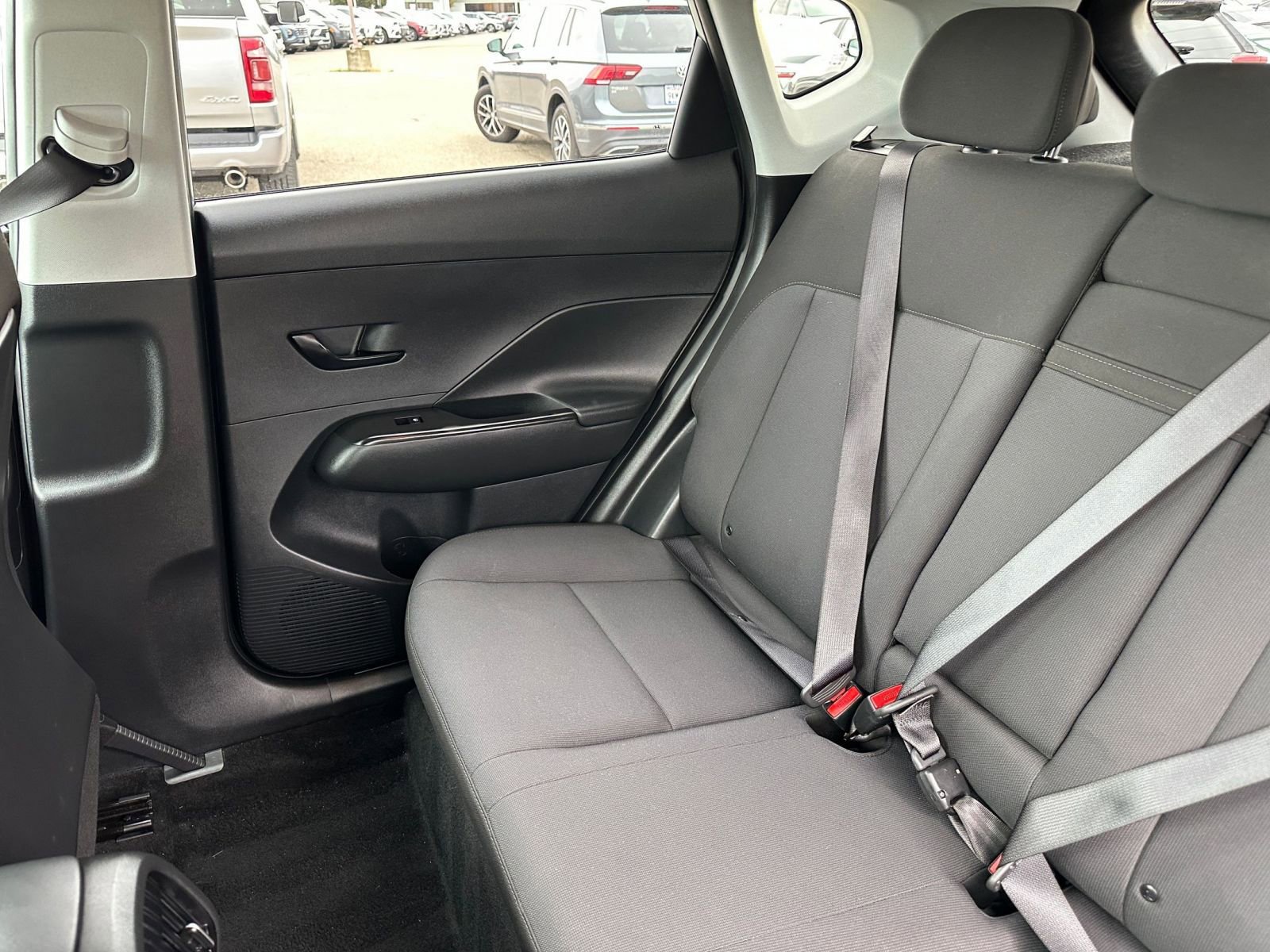 Used 2025 Hyundai Kona SEL image 39