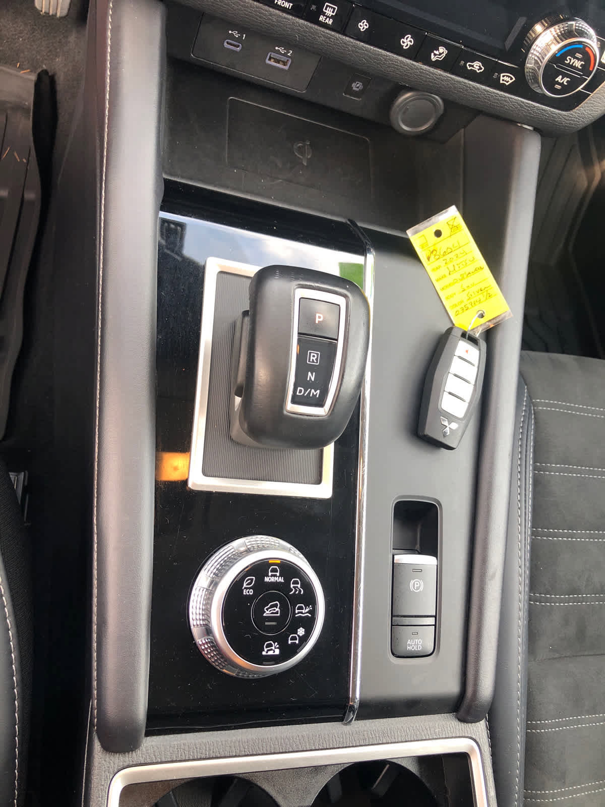 Used 2024 Mitsubishi Outlander SE image 23