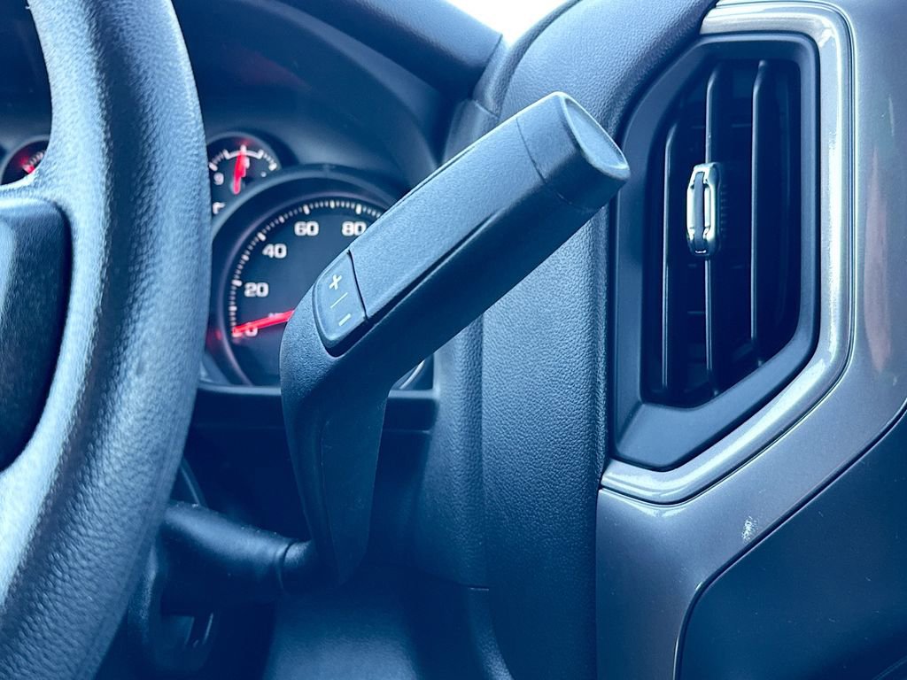 Used 2025 Chevrolet Silverado 1500 Custom w/ Turbomax Blackout Package image 22