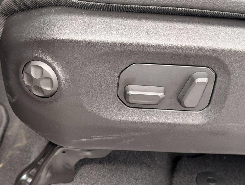 New 2026 Jeep Gladiator Sport AWD/4WD image 12