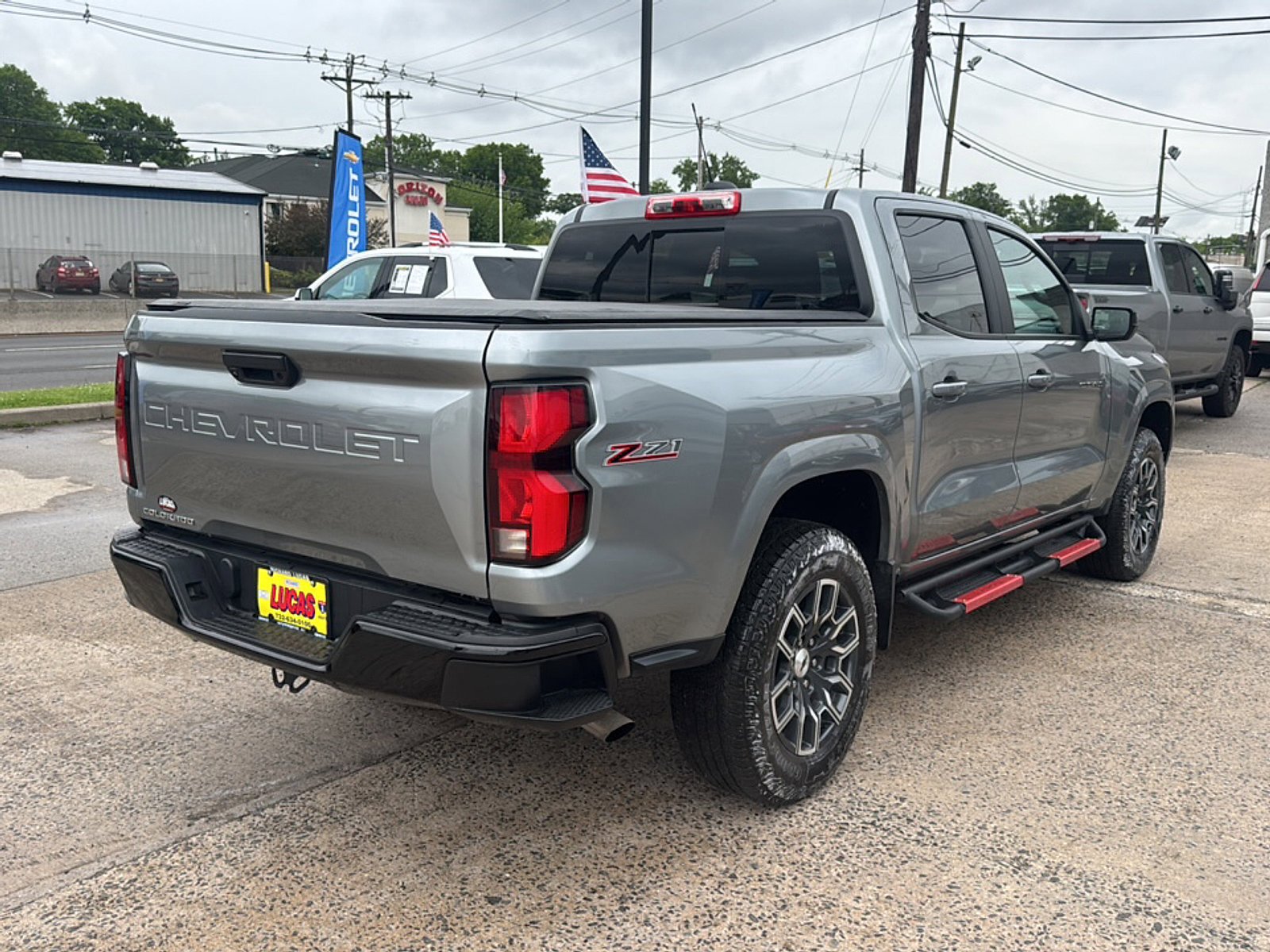 Used 2023 Chevrolet Colorado Z71 w/ Z71 Convenience Package 2 AWD/4WD image 5